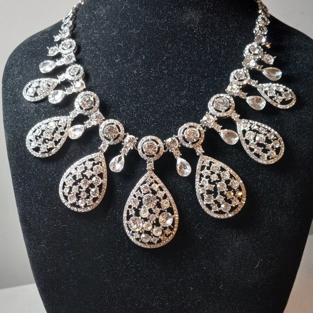 Rhinestone Graduated Bib Necklace
